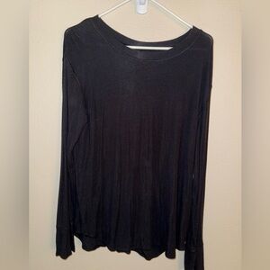 Mono B Black Long Sleeve Super Soft Women's Top size‎ Large